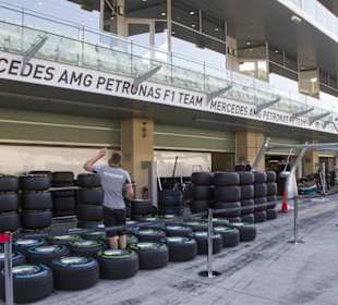 Mercedes Box
