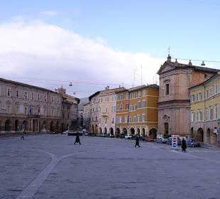 Piazza dell Popolo