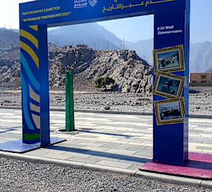 Stadtrundfahrt Khasab Bilderausstellung