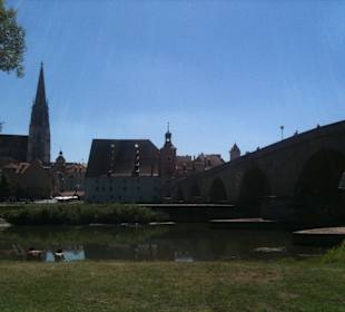 Jahninsel mit Blick auf den Dom