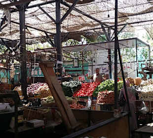 Souk (Obst- und Gemüsemarkt)