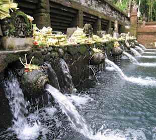 Becken für rituelle Waschungen