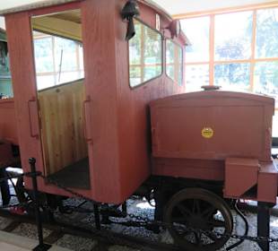 Alte Rangierlok der Flam Bahn