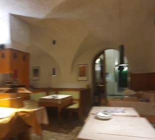 Geht noch tiefer rein, Außen muss man warten