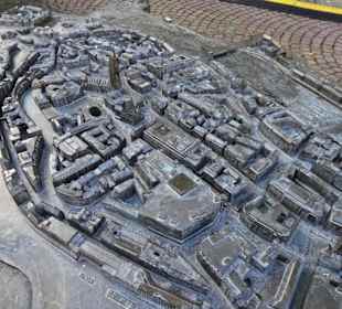 Ansichten vom Blinden-Stadtmodell Bremen