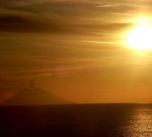 Blick zum Stromboli
