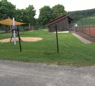 Tennisplatz Cresbach