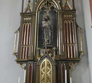 Kirche St. Johannes der Täufer in Hofheim in Ufr.