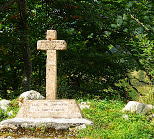 Gedenkkreuz Plöcken