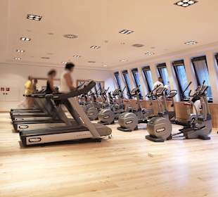 Fitnessstudio im Aqua Dome - auch für Tagesgäste!