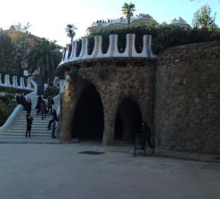 Entrance the columns