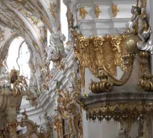 Stift Unserer Lieben Frau zur Alten Kapelle