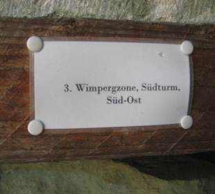 Info zu einem Bauteil in der Toreinfahrt