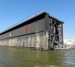 Ersatztor der Kaiserschleuse