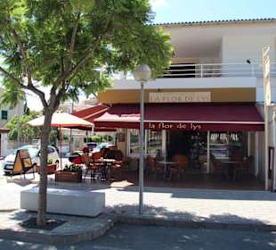 Cala Ratjada Cafe Y Dulces La Flor De Lys