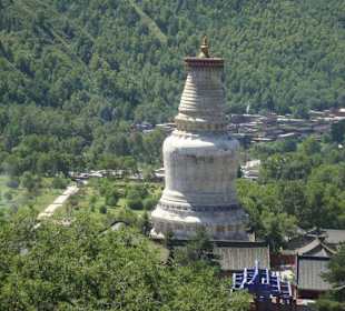 Die weisse Dagoba des Tayuan Si