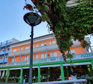 Viele Restaurant-Möglichkeiten