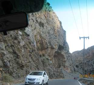 Achtung beim Gegenverkehr
