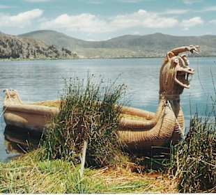 Schwimmende Inseln der Uros