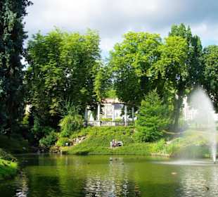 Im Kurpark unterwegs. Die Springbrunnenanlage