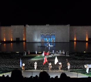 Schöne Licht/Theatershow zur Geschichte des Landes