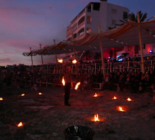 Feuershow bei Cafe del Mar