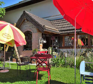 Im Garten der Pizzeria Trevi