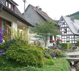 Saalhausen, Spaziergang im Ort