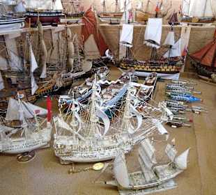 Modell- und Buddelschiffe im Sielhafenmuseum