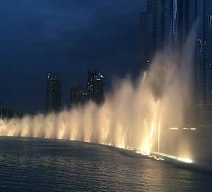 Wasserfontänen Dubai Mall