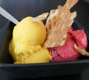 Leckeres Eis im „danz11 Eis & Kuchen“