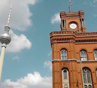 Rathaus und Fernsehturm