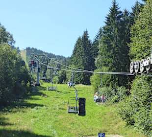 Sesselbahn hoch zum Hohenbogen