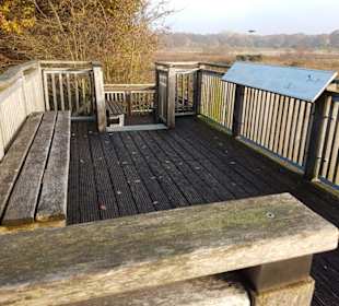 Aussichtsplattform / Hochstand