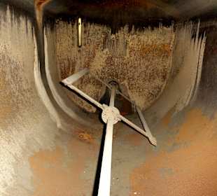 Blick in einen neuen Kessel
