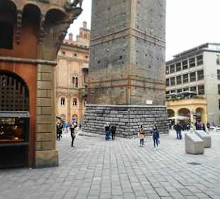 Turm Asinelli