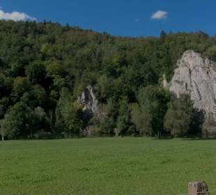 Wander- und Radweg Donau