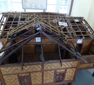 Nachbildung eines Rakhine Hauses