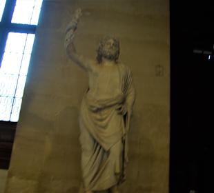 Viele Ausstellungsfiguren