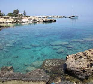 Eine Bucht vom Hotel entfernt