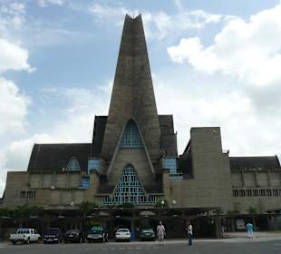Basilica in Higüey / Seitenansicht