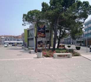 Einkaufsparadies Bibione