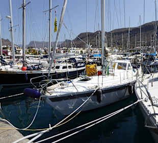 Viele kleine Schiffe in Mogan