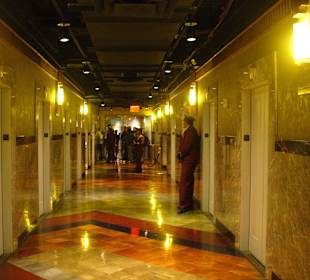 Im Empire State Building