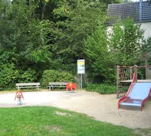 Spielplatz in der Parkanlage