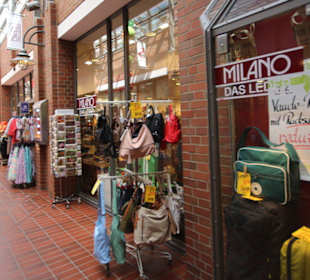 Geschäfte in der Holmpassage