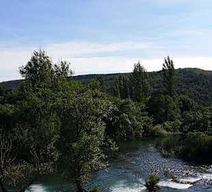 Krka oberhalb das Wasserfalls
