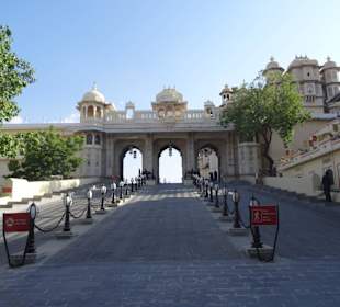 Eingang zum Stadtpalast