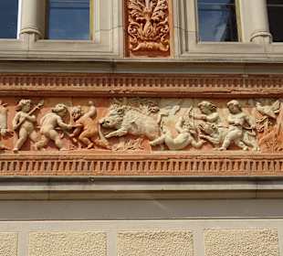 Ehemaliges Jagdmuseum neben der Sammlung