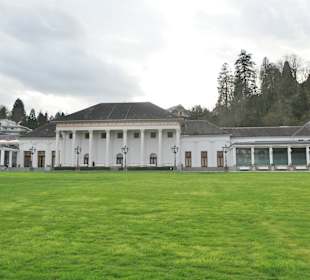Spaziergang durch den Kurpark von Baden-Baden